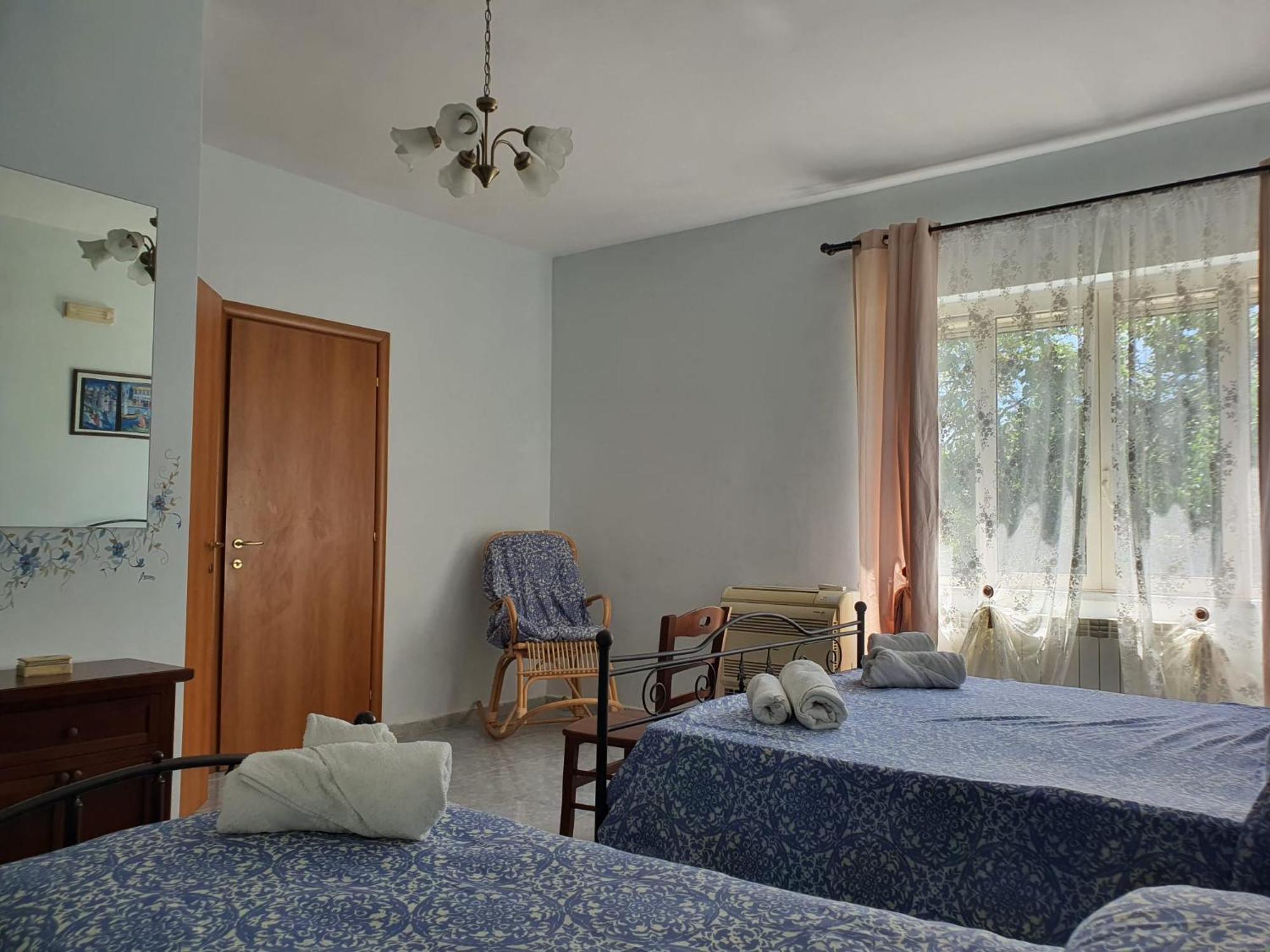 Libro Di Sogni - B&B Letterario Caserta Vecchia Kültér fotó
